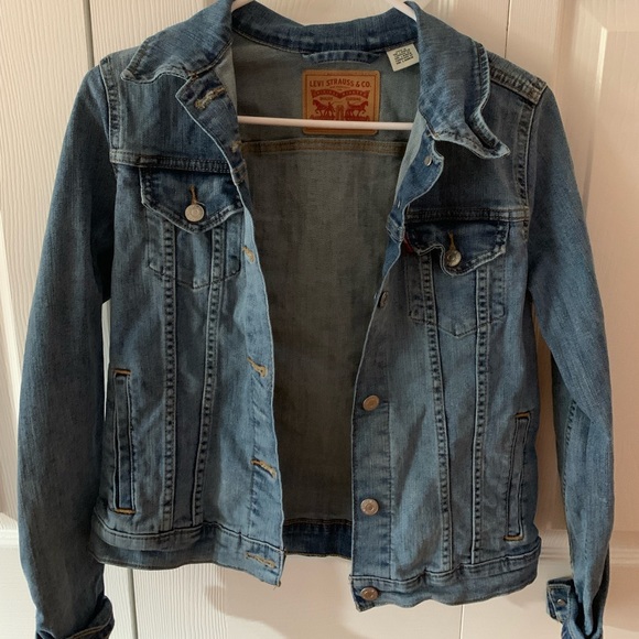 Levi Jean Jacket - Picture 2 of 3